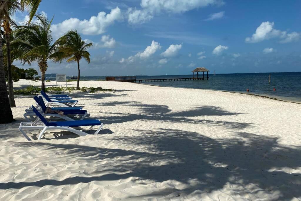 Oceanfront Condo Bm By Andiani Cancún Extérieur photo