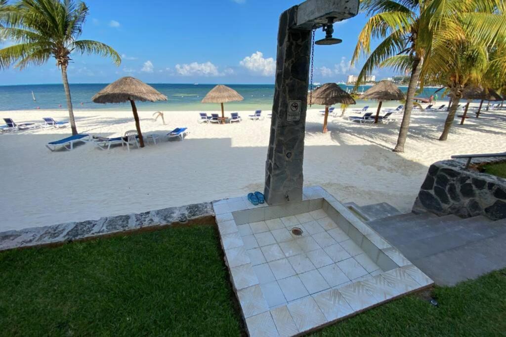 Oceanfront Condo Bm By Andiani Cancún Extérieur photo